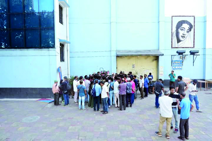 Ministers Aroop Biswas, Indranil Sen step in to resolve Tollywood crisis