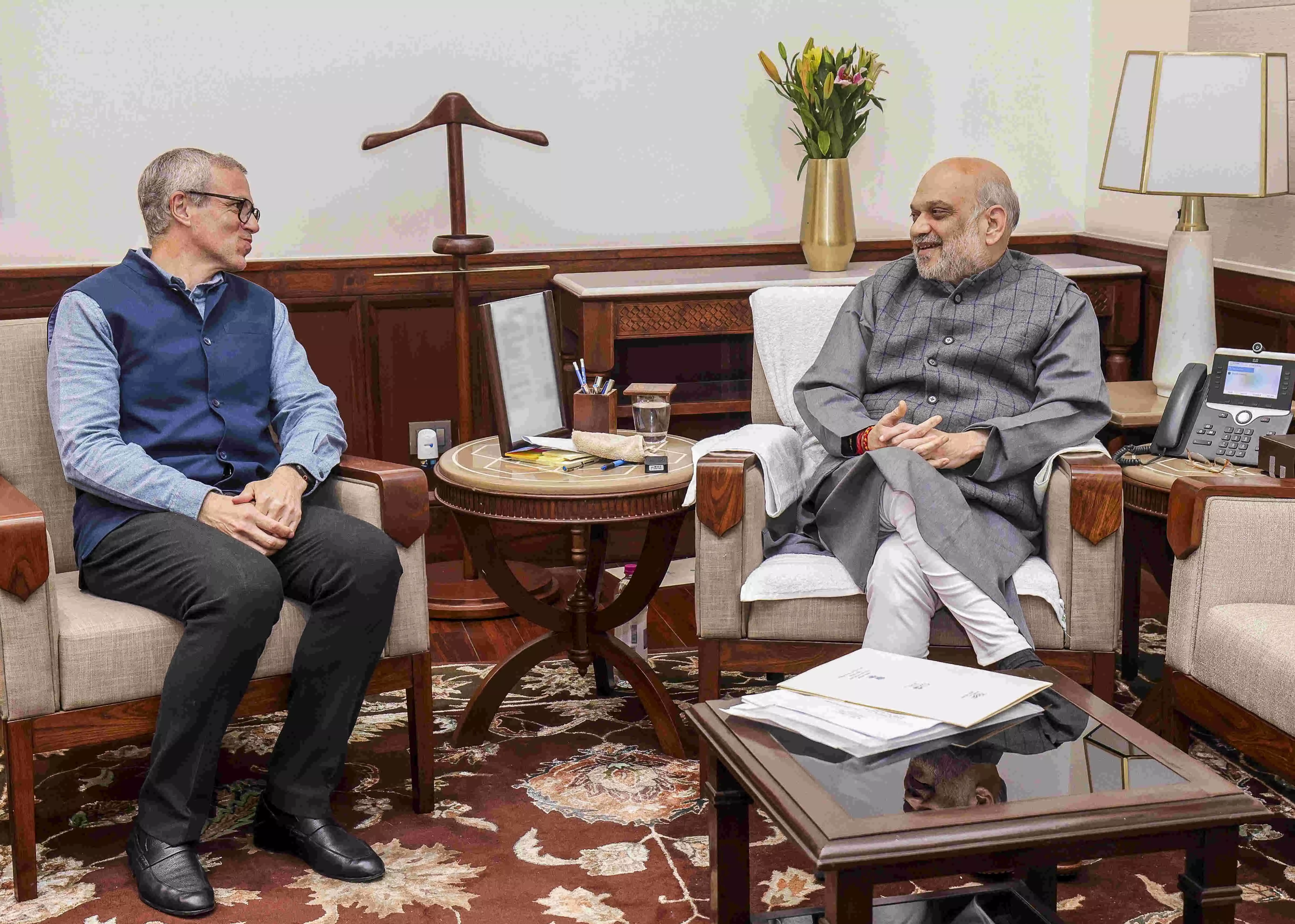JK CM Omar meets Amit Shah; discusses statehood, law and order issues JK CM Omar meets Amit Shah; discusses statehood, law and order issues