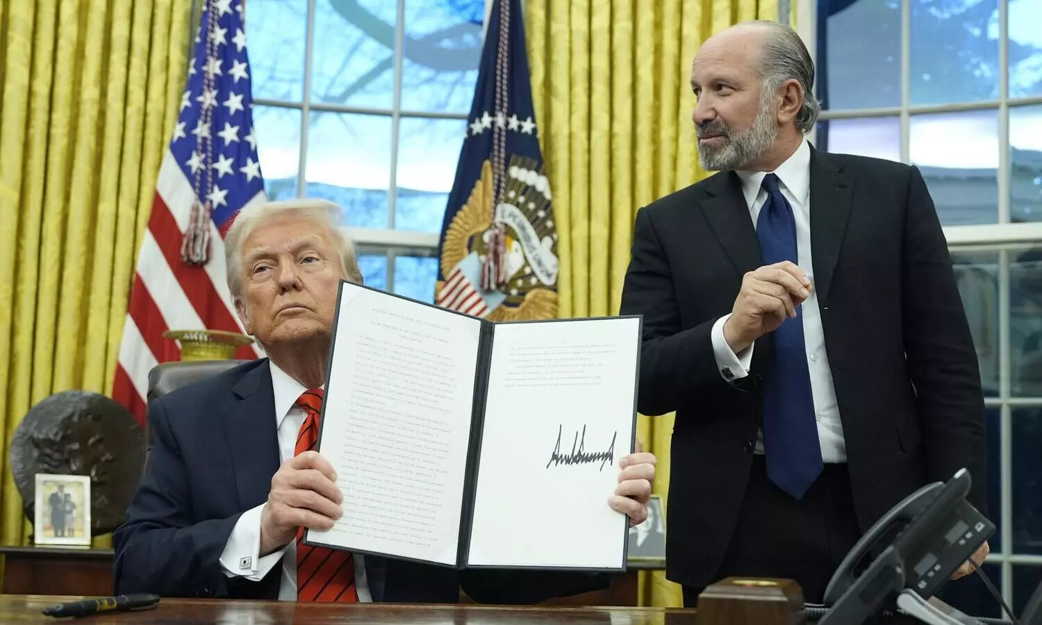 Back to plastic: Trump signs order for plastic straws as he declares paper ones dont work