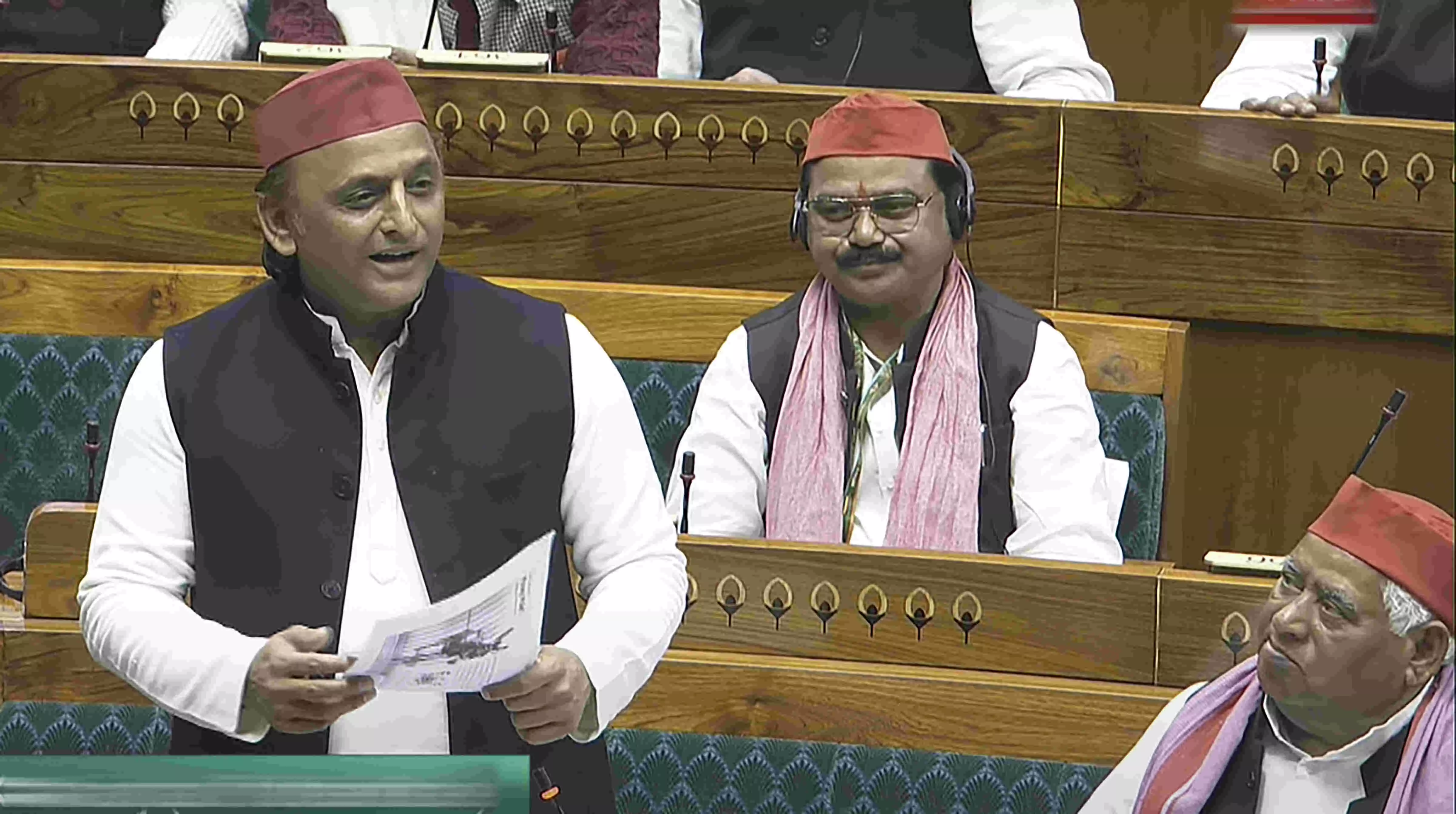 Why no numbers of those died in Kumbh stampede despite digitisation claims, Akhilesh asks in LS