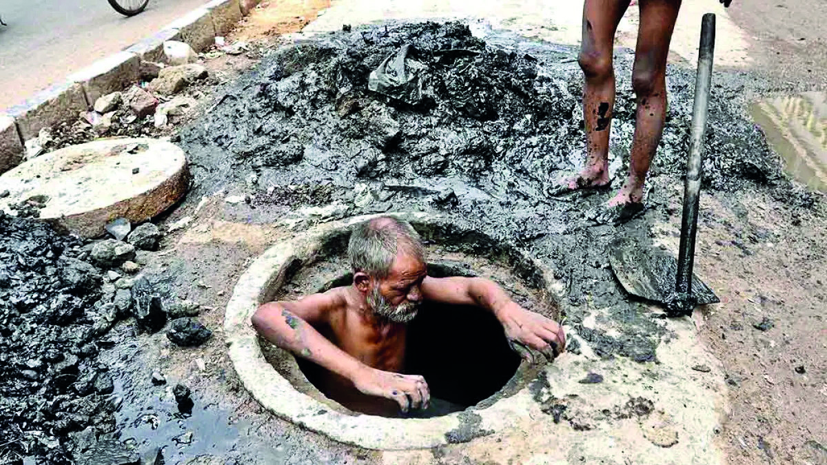 State govt prepares list of sewer workers for PPE kits