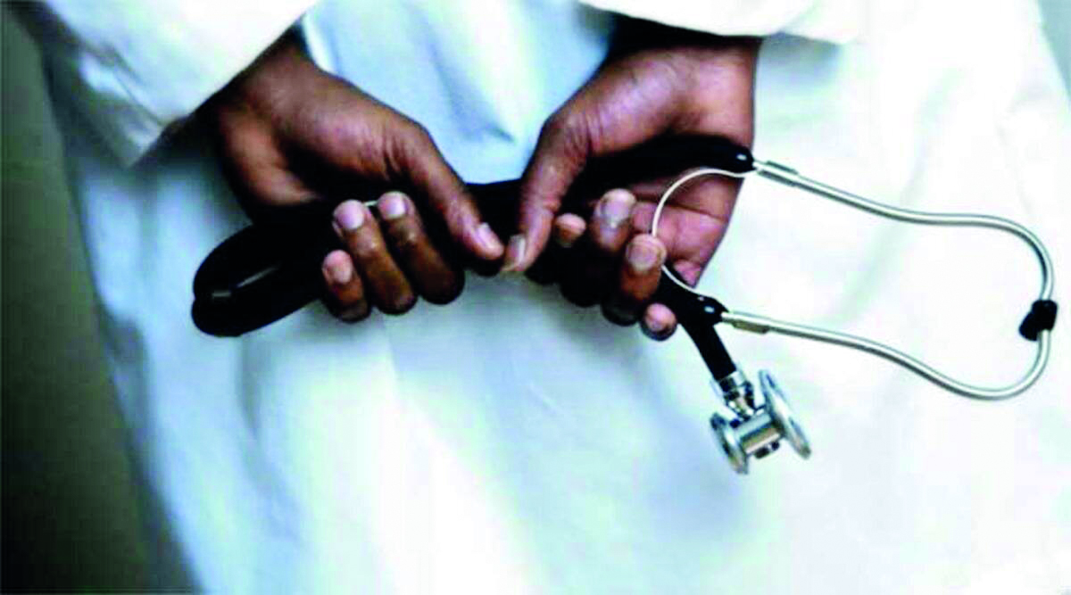 Doctor shortage at Balurghat Dist Hosp: State health officials assure action Doctor shortage at Balurghat Dist Hosp: State health officials assure action
