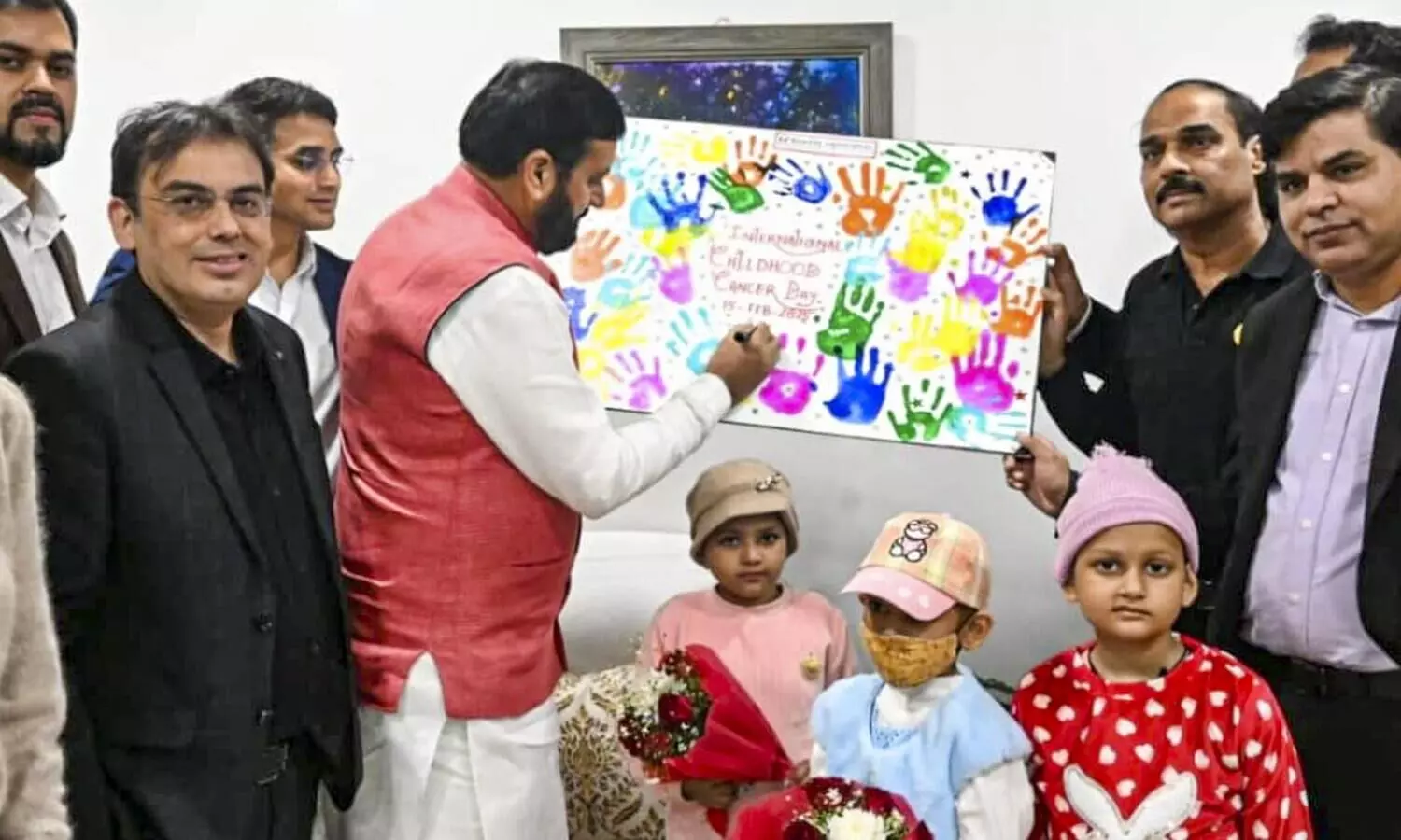 CM Saini blesses cancer survivor kids on World Childhood Cancer Day
