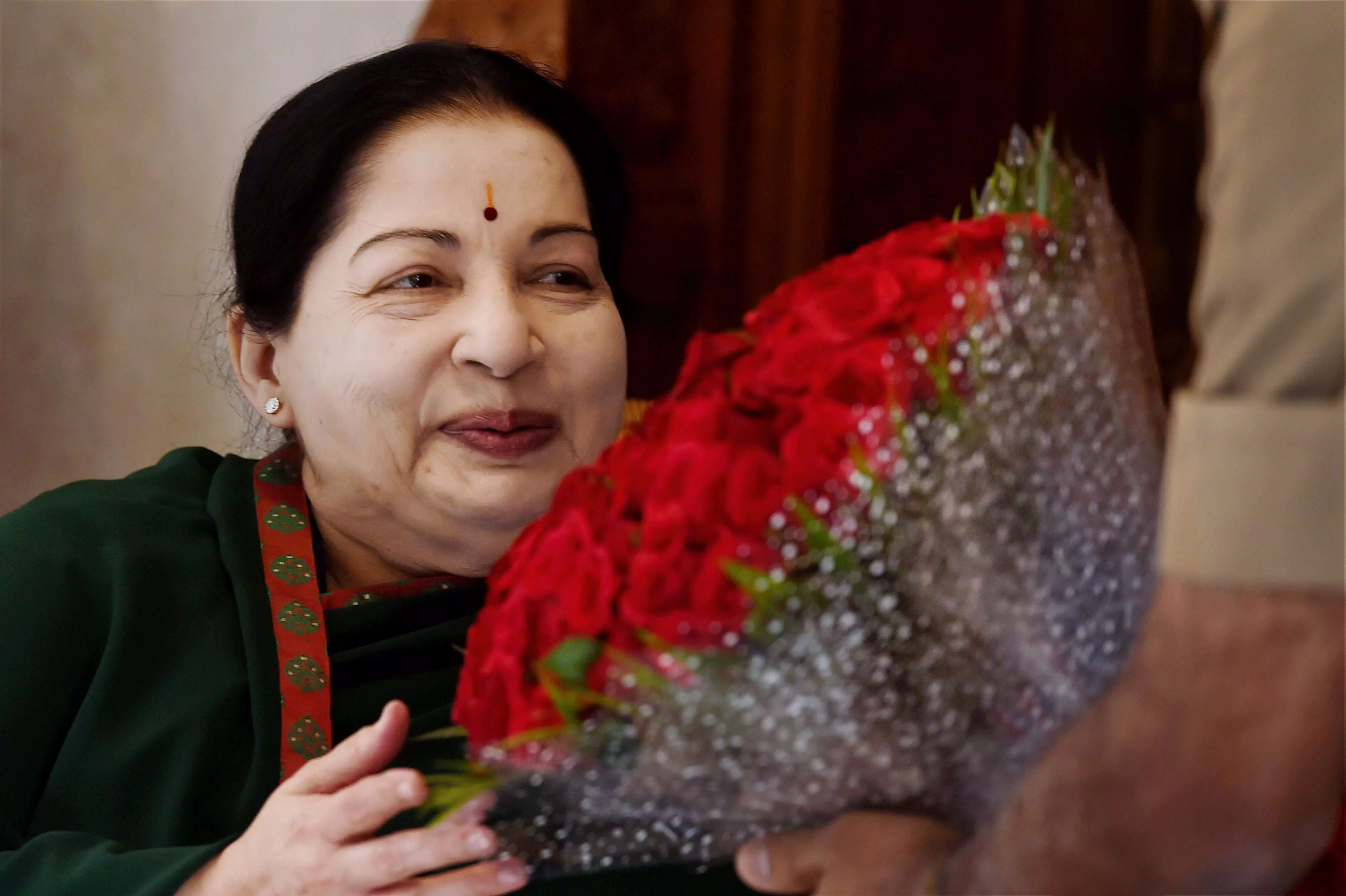 TN govt takes possession of Ex-CM Jayalalithaas seized assets following court order TN govt takes possession of Ex-CM Jayalalithaas seized assets following court order