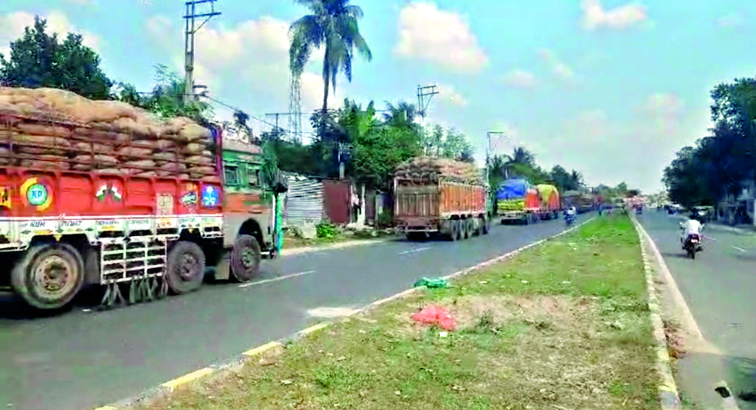 Export concerns rise as trade with Bangladesh slows down Export concerns rise as trade with Bangladesh slows down