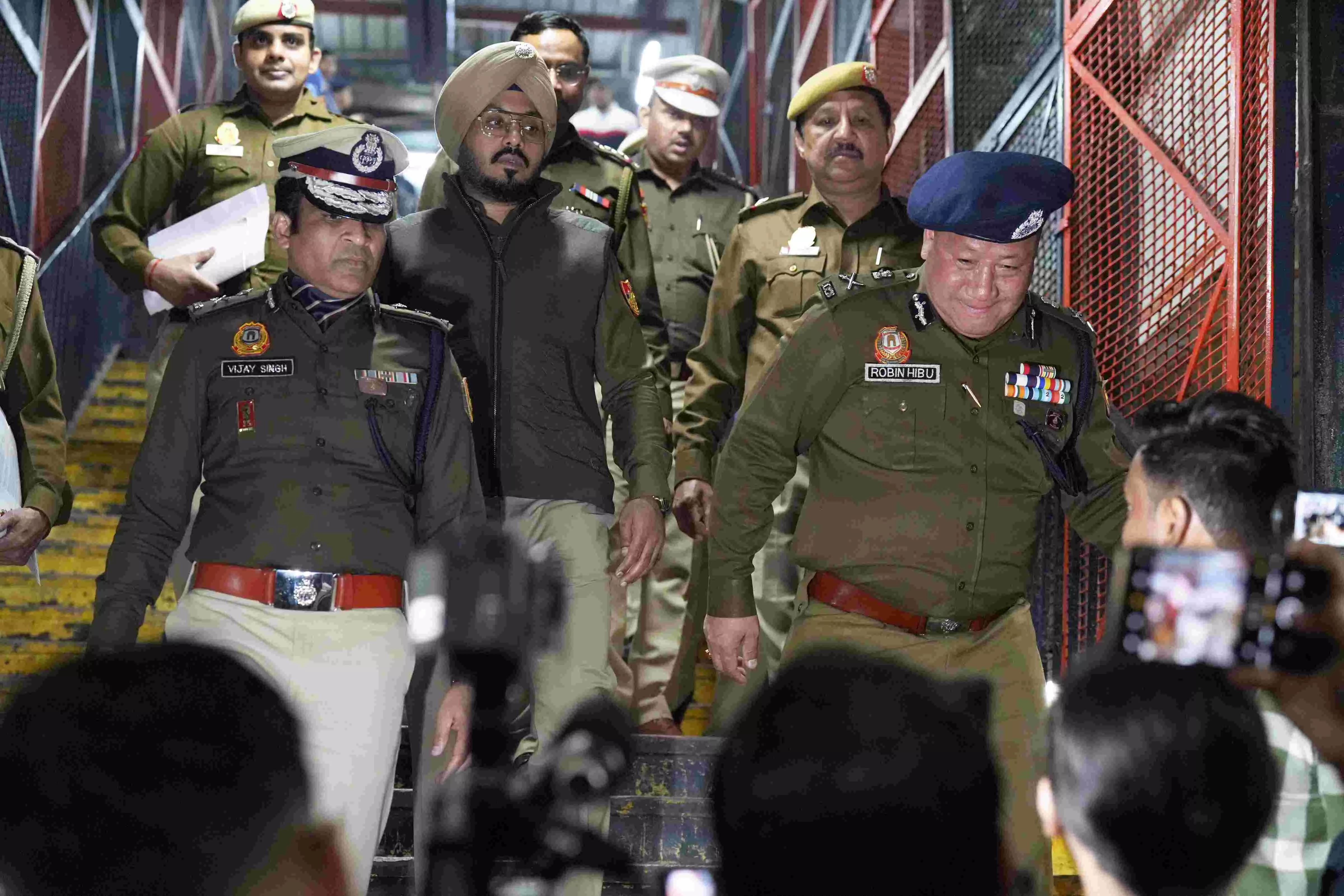 Tight security at New Delhi Railway Station post stampede; passenger influx continues