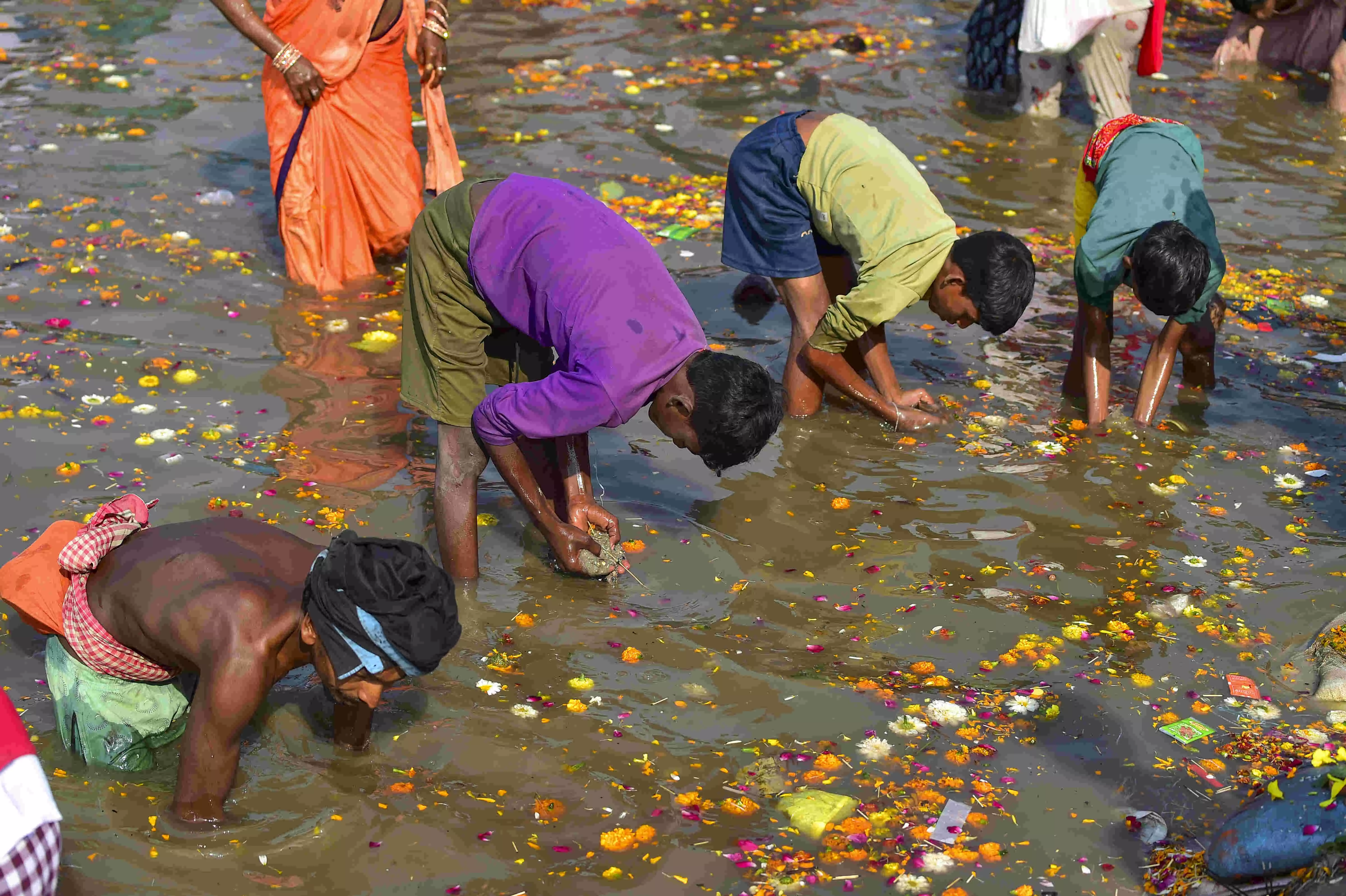 Sangam water fit for snan and aachman: UP CM Adityanath in Assembly Sangam water fit for snan and aachman: UP CM Adityanath in Assembly