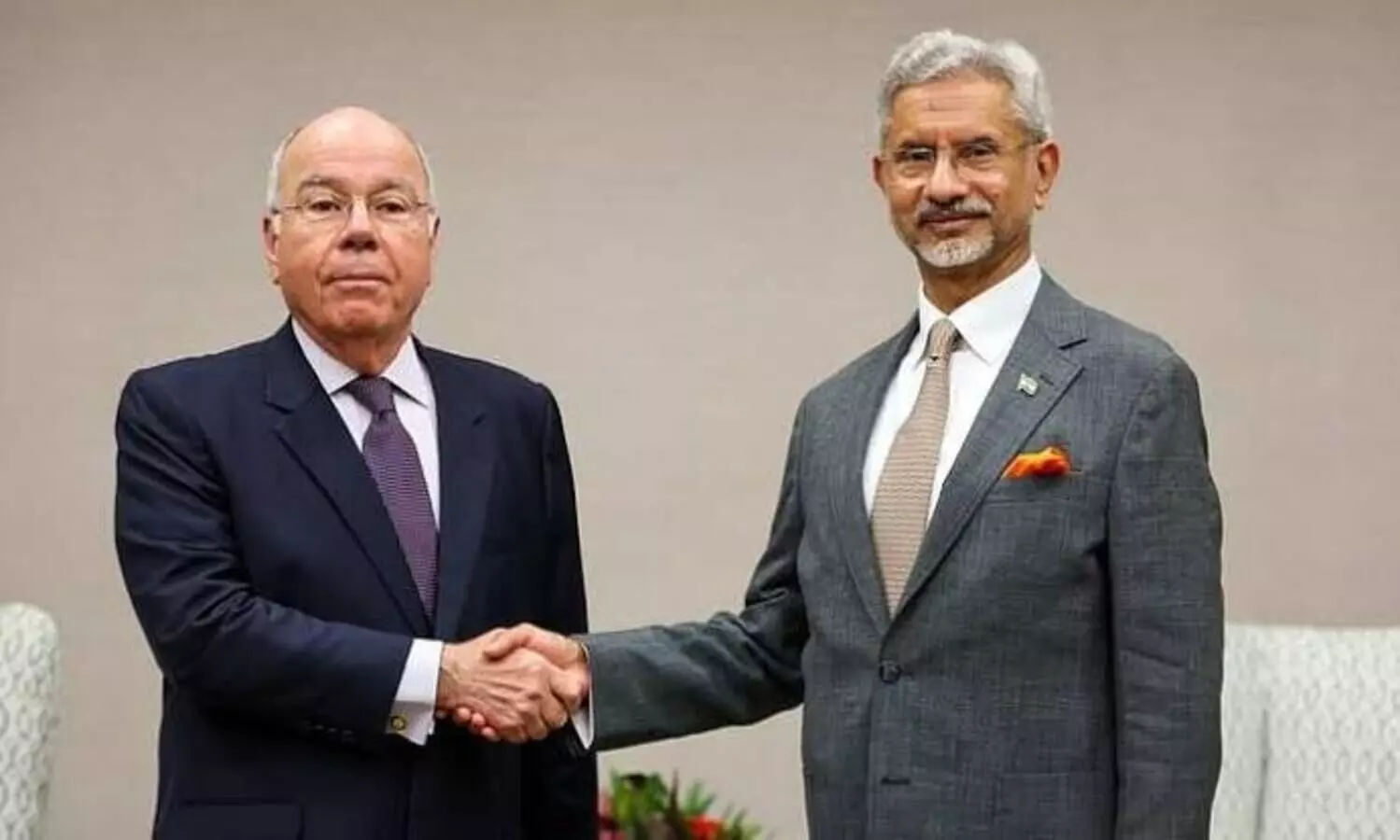 EAM Jaishankar meets counterparts from Singapore, Brazil in Johannesburg