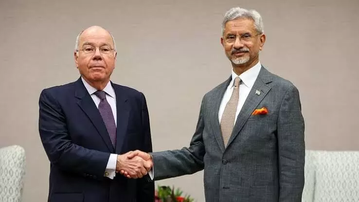EAM Jaishankar meets counterparts from Singapore, Brazil in Johannesburg