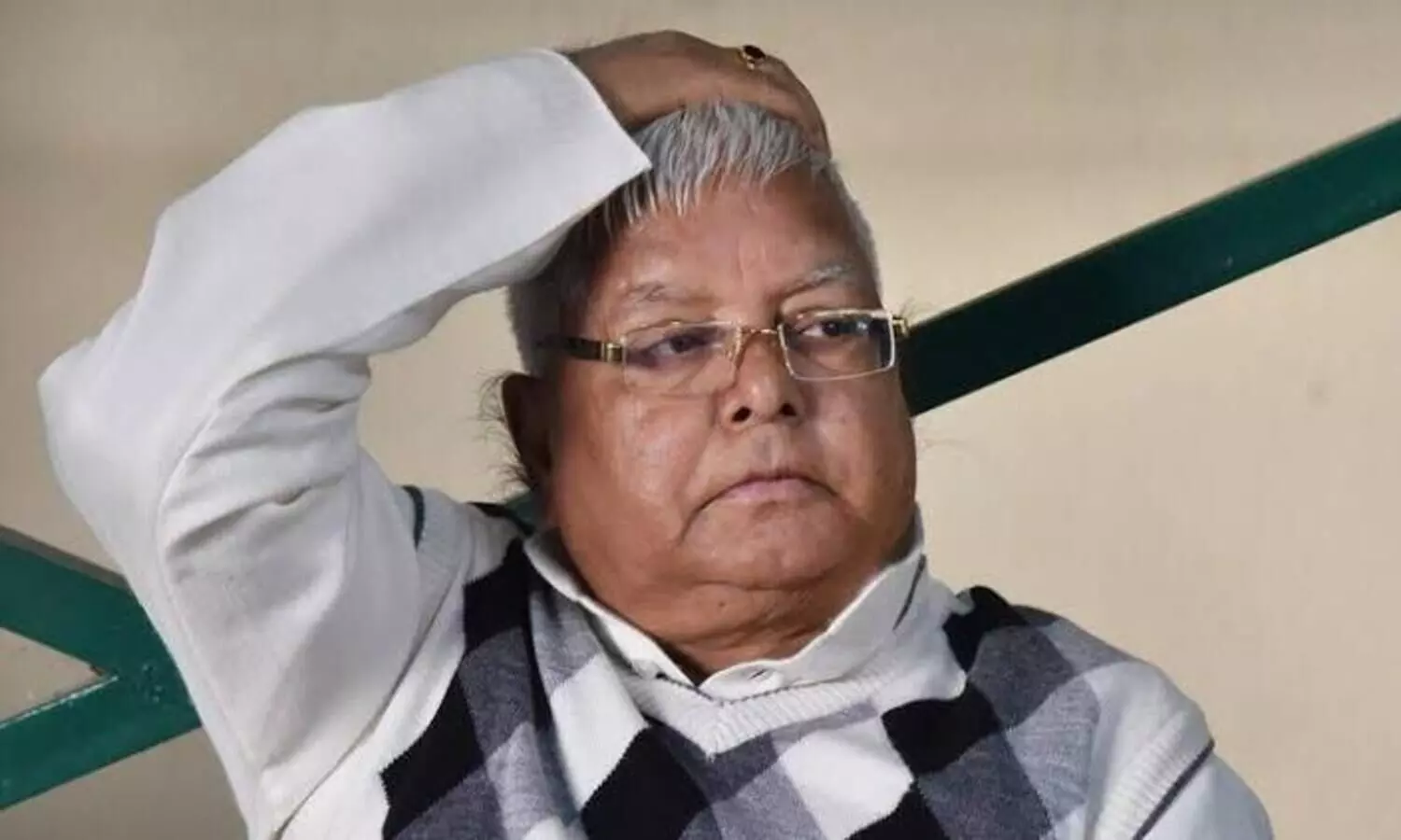 Court reserves order on cognisance of charge sheet against Lalu Prasad, others in land for job scam