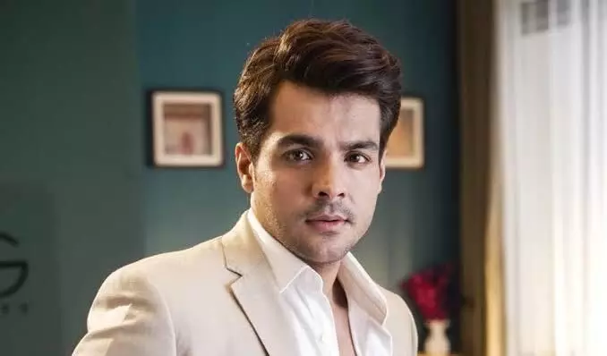 SC seeks response of Maharashtra, Assam on plea of YouTuber Ashish Chanchlani SC seeks response of Maharashtra, Assam on plea of YouTuber Ashish Chanchlani