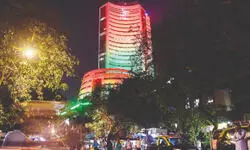 Foreign investors withdraw `23,710 cr from equities in Feb Foreign investors withdraw `23,710 cr from equities in Feb