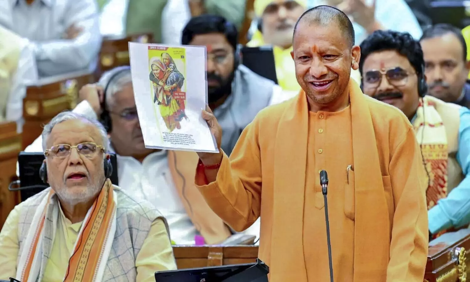 Negativity materialises in form of words that ignore dignity, Akhilesh in veiled dig at Adityanath