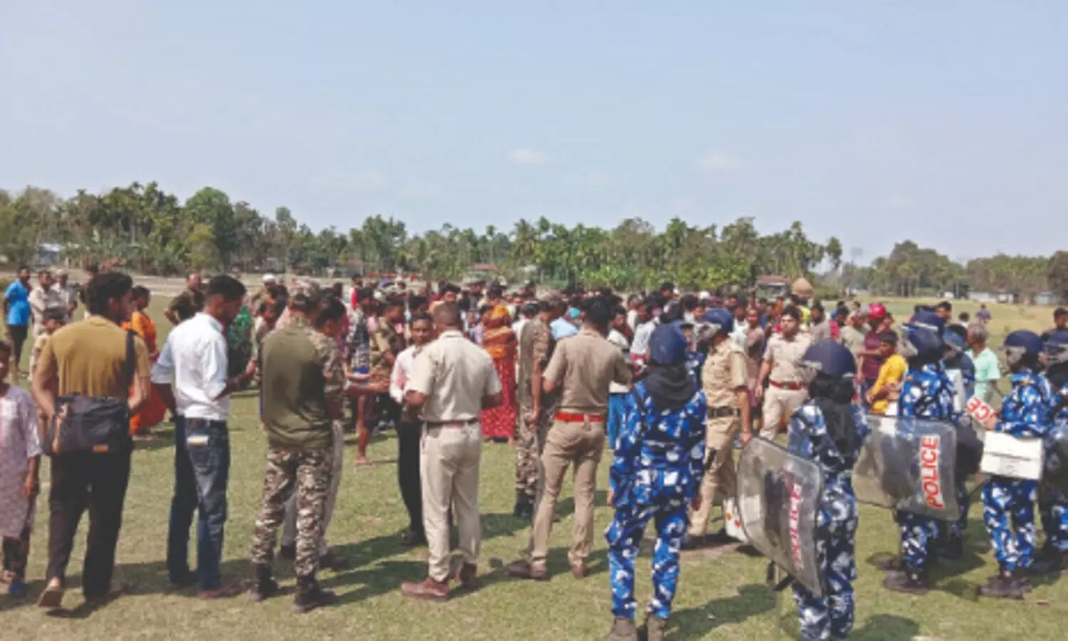 Woman beaten, handed over to police for ‘cow theft’ in Kalchini Woman beaten, handed over to police for ‘cow theft’ in Kalchini