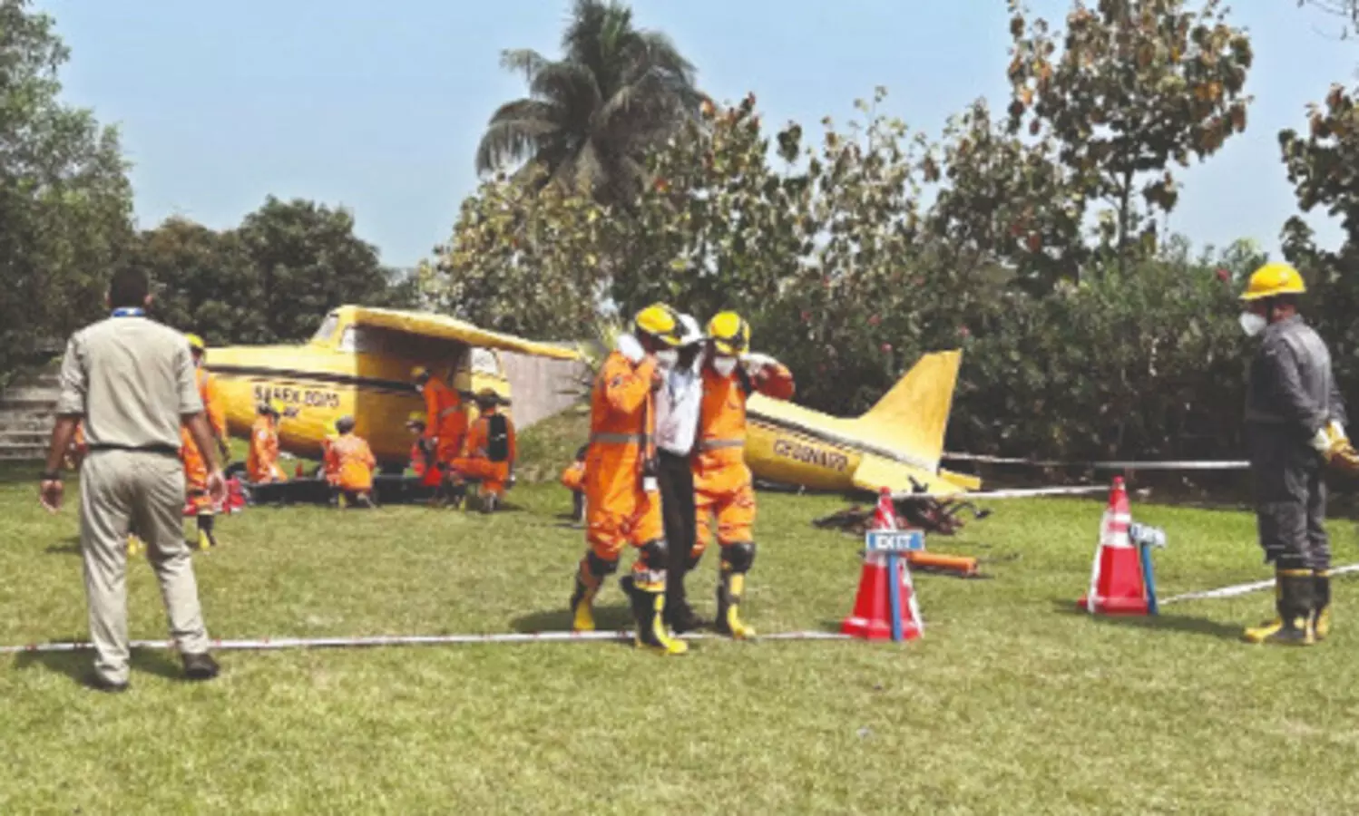 Mock air crash search & rescue operations held in city