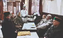 Bonding beyond homes and age in Shimla Bonding beyond homes and age in Shimla