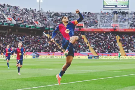 Barcelona take rout route to top Barcelona take rout route to top