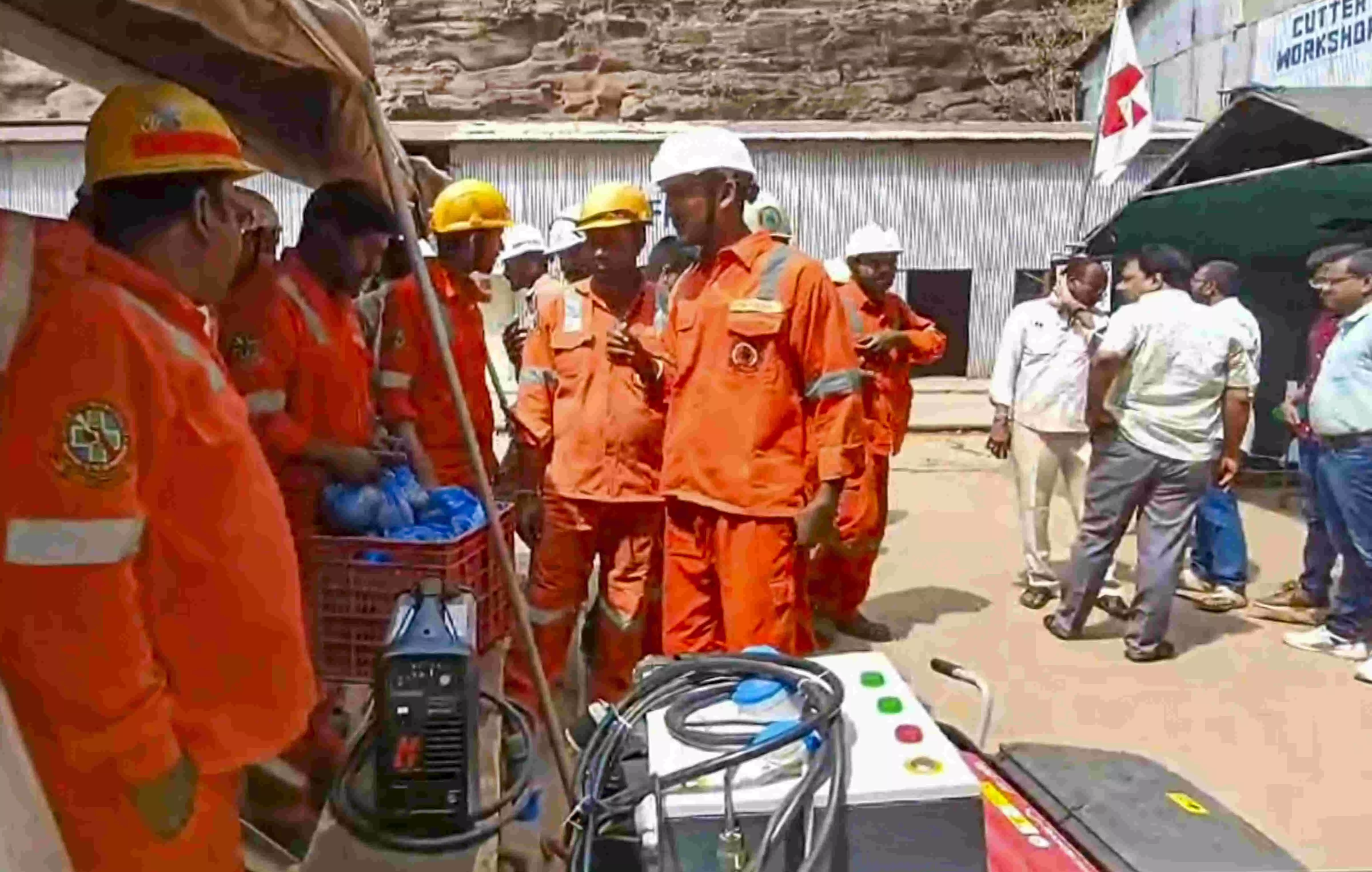 Telangana tunnel collapse: Rescue ops underway, damaged conveyor made operational Telangana tunnel collapse: Rescue ops underway, damaged conveyor made operational