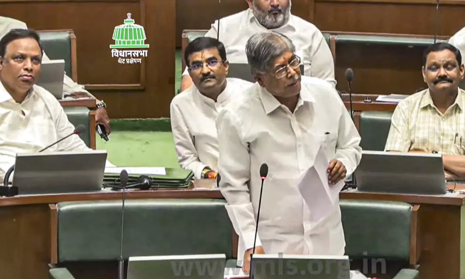 SP MLA Azmi suspended from assembly for lauding Aurangzeb, Yogi asks party to expel him