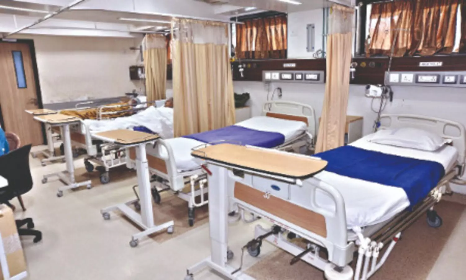 Delhi govt pushes for dedicated transgender wards in hospitals