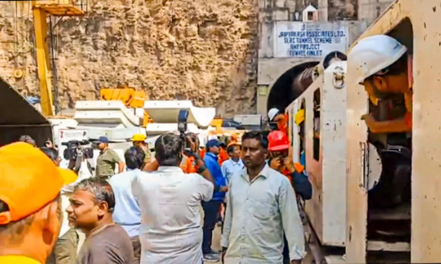 Kerala Police Cadaver dogs arrive in Telangana to join tunnel collapse rescue ops