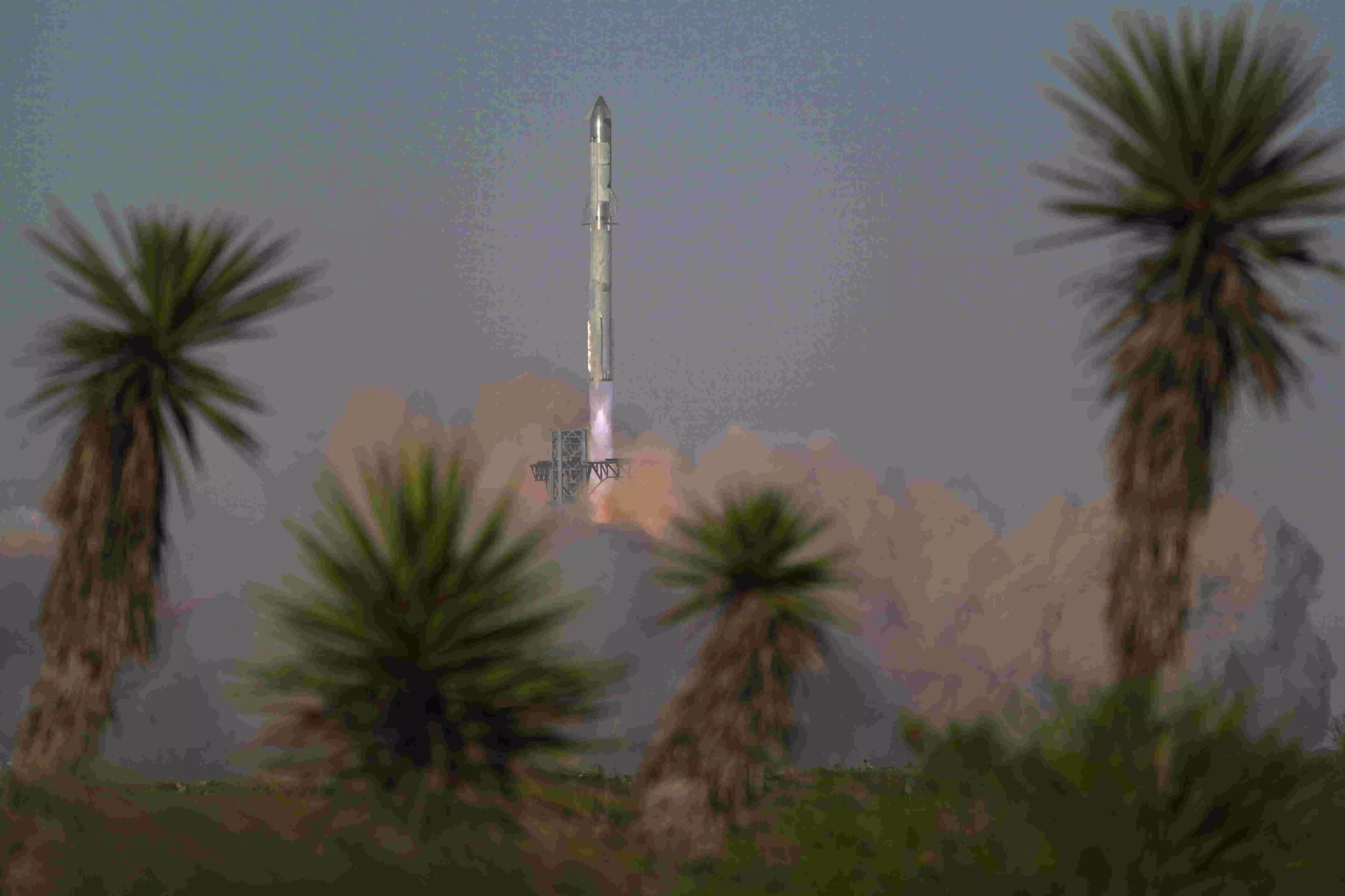 SpaceXs latest Starship test flight ends with another explosion SpaceXs latest Starship test flight ends with another explosion