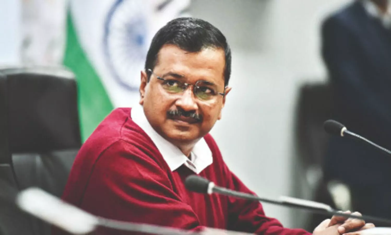 ‘Eyesore, public nuisance’: Court orders FIR against  former CM Kejriwal and others over illegal banners