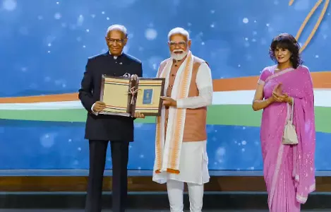 Mauritius PM bestows country’s highest honour on PM Modi Mauritius PM bestows country’s highest honour on PM Modi