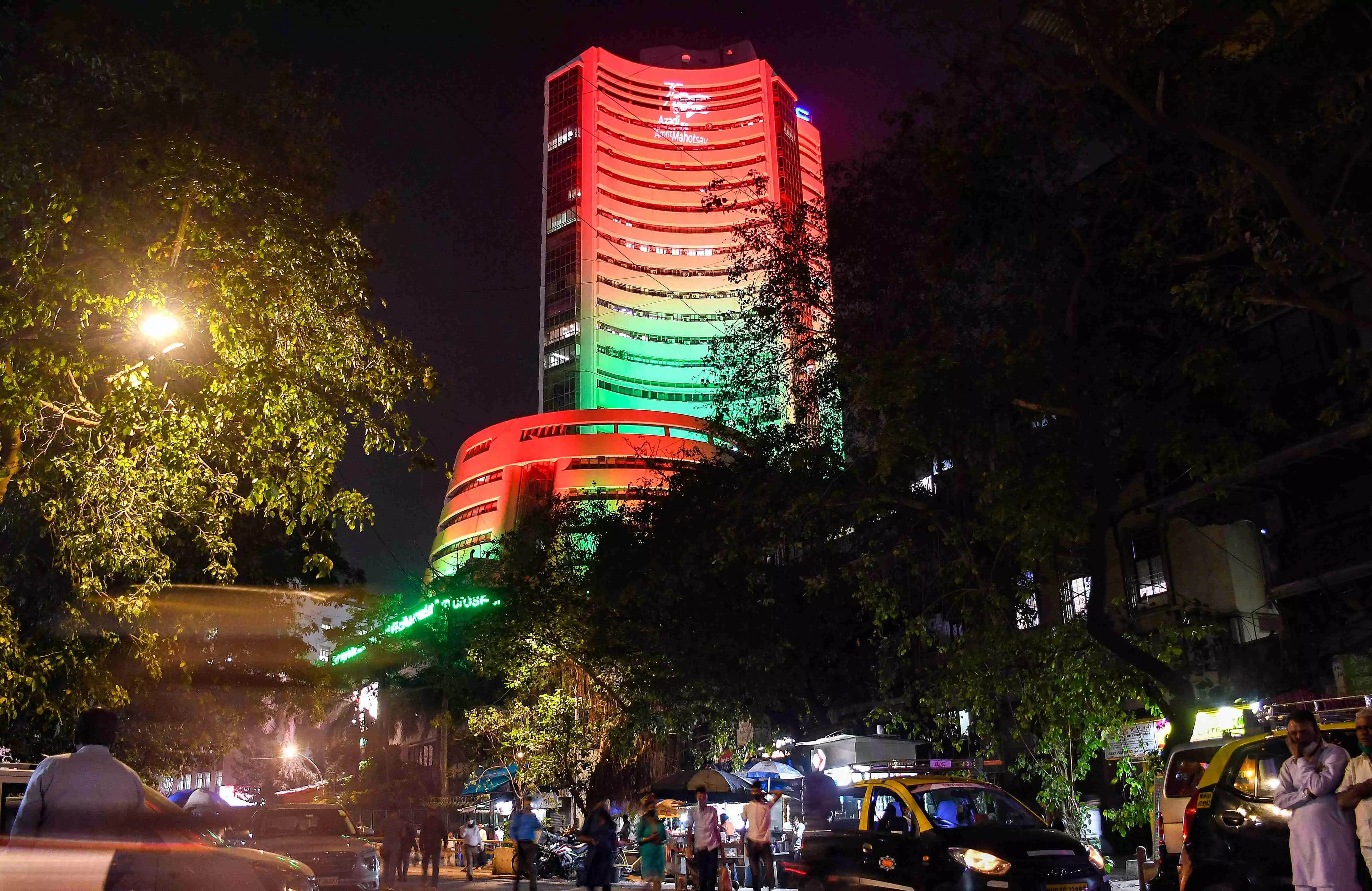 Sensex, Nifty climb in early trade on robust domestic macro data, global cues