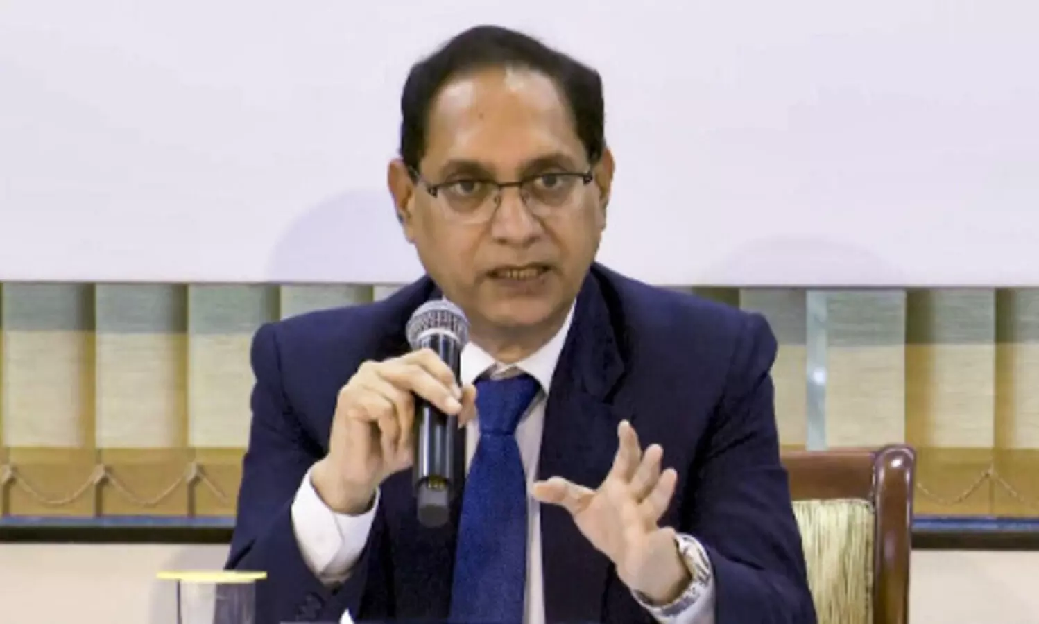 Sebi board doubles FPI investment threshold for granular disclosures to Rs 50,000 cr