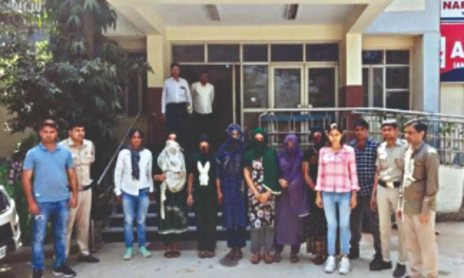 Bangladeshi nationals posing as transgender individuals nabbed