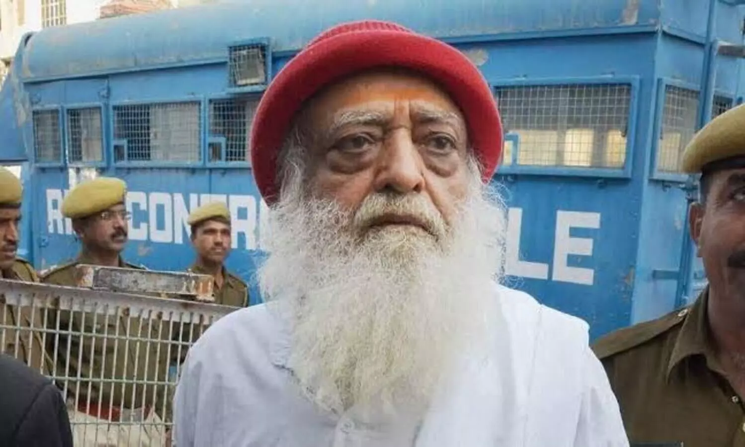 Gujarat HC extends Asaram Bapus temporary bail by three months for medical treatment