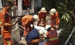 Myanmar earthquake death toll surpasses 2,700 as more bodies found; search continues with grim hopes