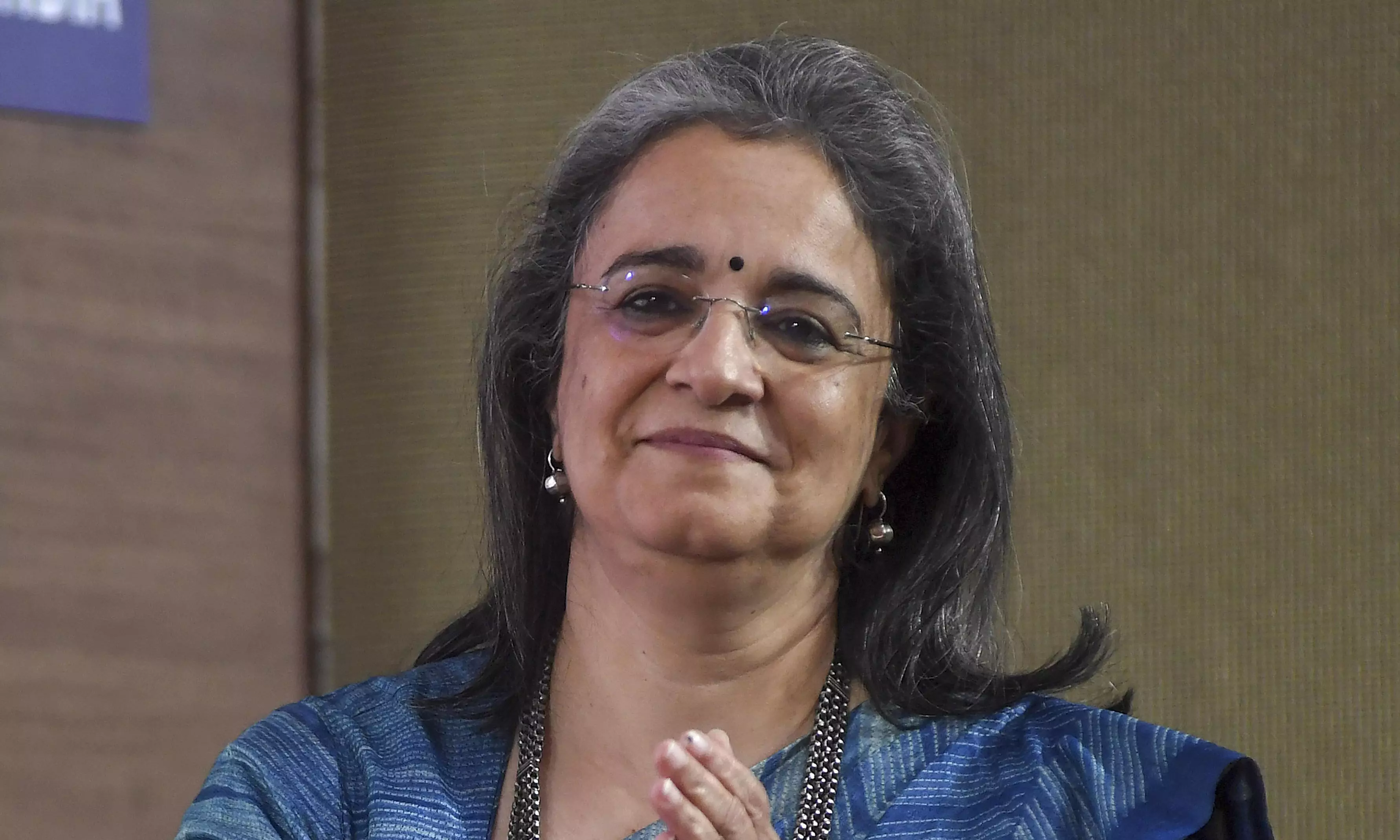 Bombay HC extends stay on order directing FIR against ex-Sebi chief Buch, 5 others Bombay HC extends stay on order directing FIR against ex-Sebi chief Buch, 5 others