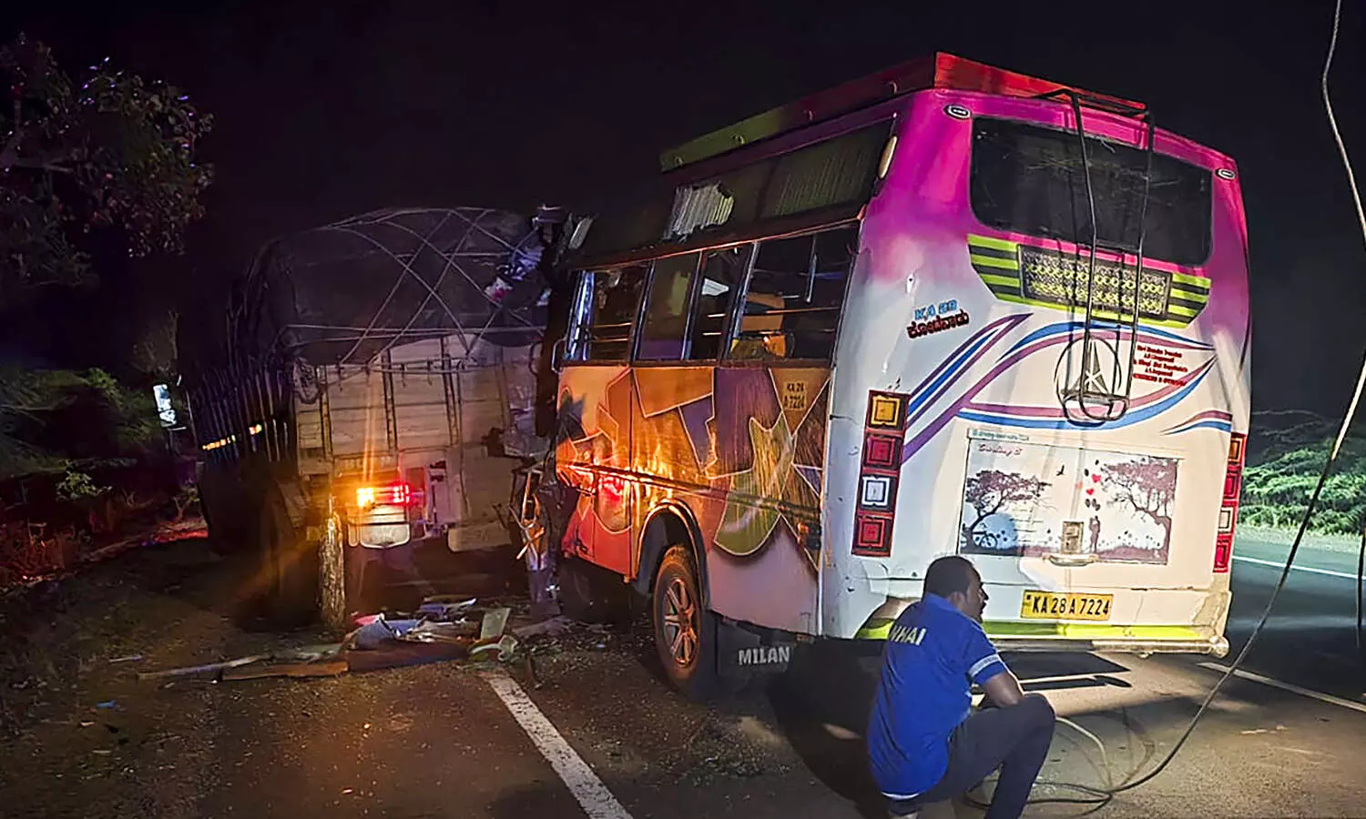 5 killed, 11 injured after mini bus rams into parked truck in Karnataka