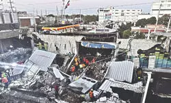 Nightclub’s roof crumbles in DR, killing at least 18 people