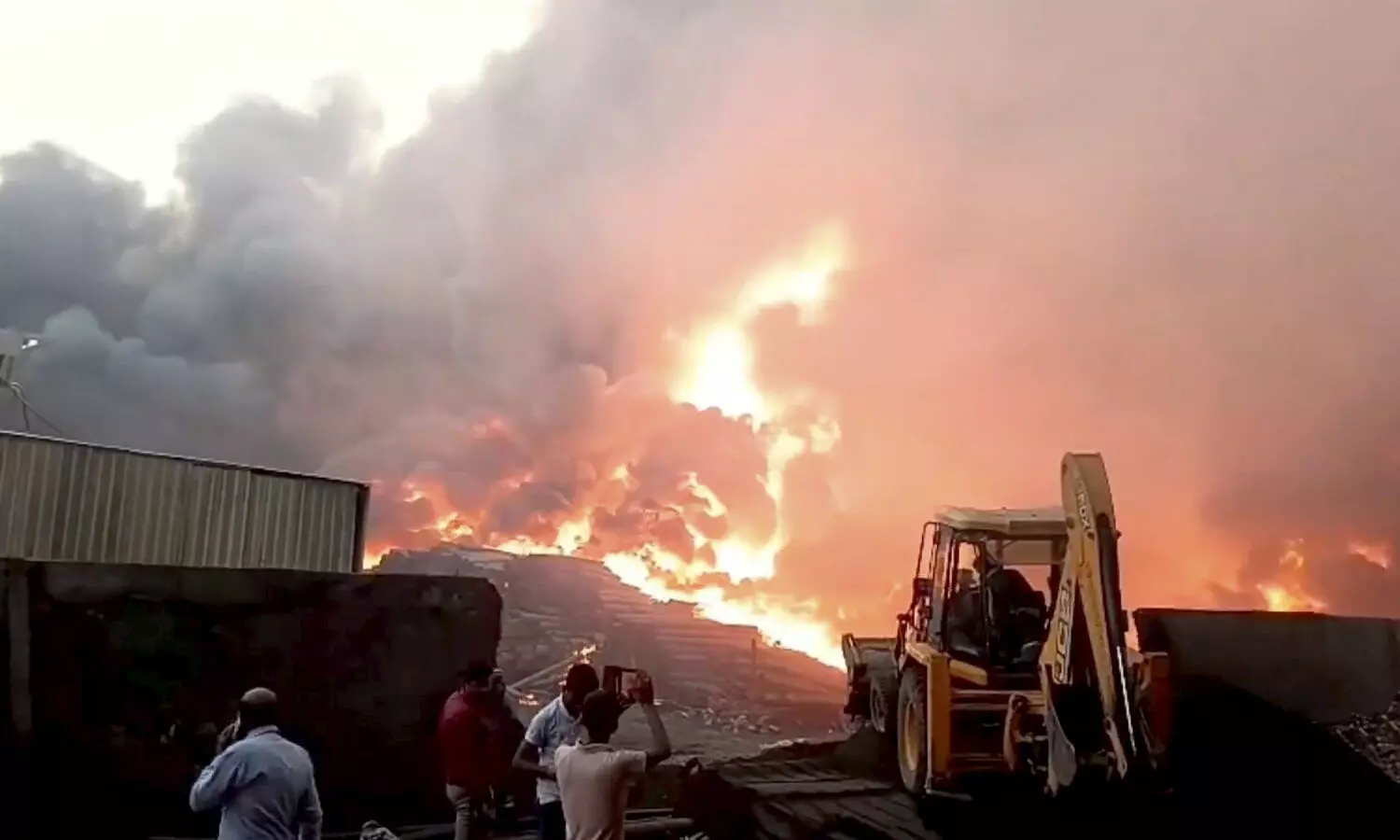 Fire breaks out at PVC pipe factory in MPs Dhar district