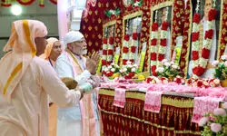 PM advocates looking at ancient Advaita philosophy to resolve modern-day conflicts