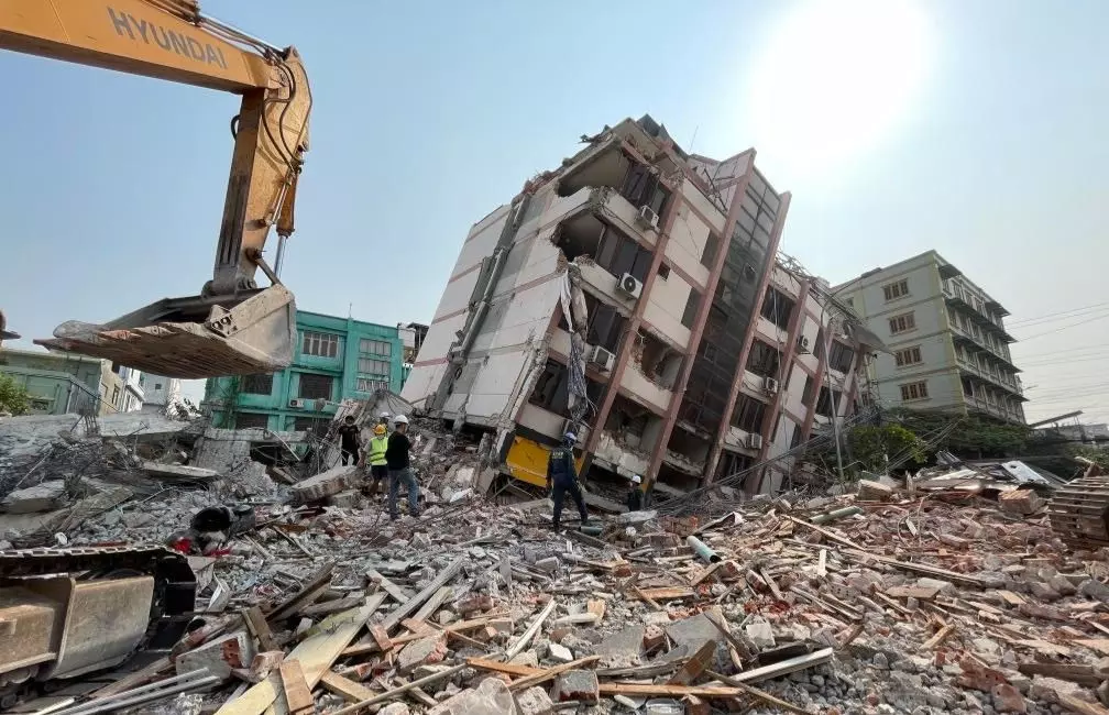 5.0 magnitude quake hits central Myanmar again 5.0 magnitude quake hits central Myanmar again
