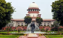 In a first, Supreme Court puts Prez on a deadline to decide on the Bills referred by Guvs In a first, Supreme Court puts Prez on a deadline to decide on the Bills referred by Guvs