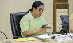 Delhi govt to start Atal canteens near slums and construction sites: CM Gupta