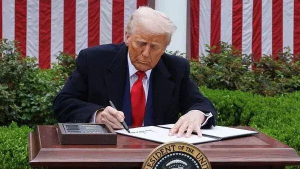 Trump administration exempts smartphones, laptops, hard drives... from ‘reciprocal’ tariffs