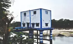‘Water crisis looms over Balurghat town as Atreyee River drying up’ ‘Water crisis looms over Balurghat town as Atreyee River drying up’