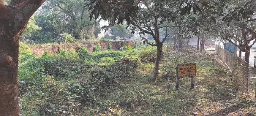 Historic Nilkuthi of Kushmandi crumbles amid years of neglect Historic Nilkuthi of Kushmandi crumbles amid years of neglect