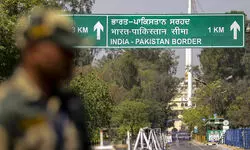 With India setting deadline, Pak nationals start returning through Attari-Wagah land route