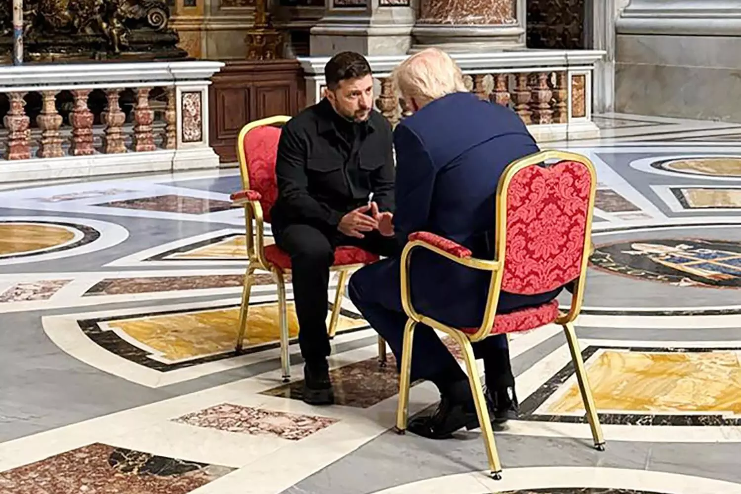 Trump, Zelenskyy meet briefly in Vatican City Trump, Zelenskyy meet briefly in Vatican City