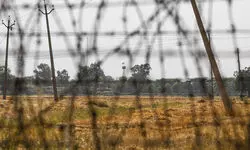 Pak violates ceasefire for 4th night straight; targets Poonch, Kupwara sectors this time Pak violates ceasefire for 4th night straight; targets Poonch, Kupwara sectors this time