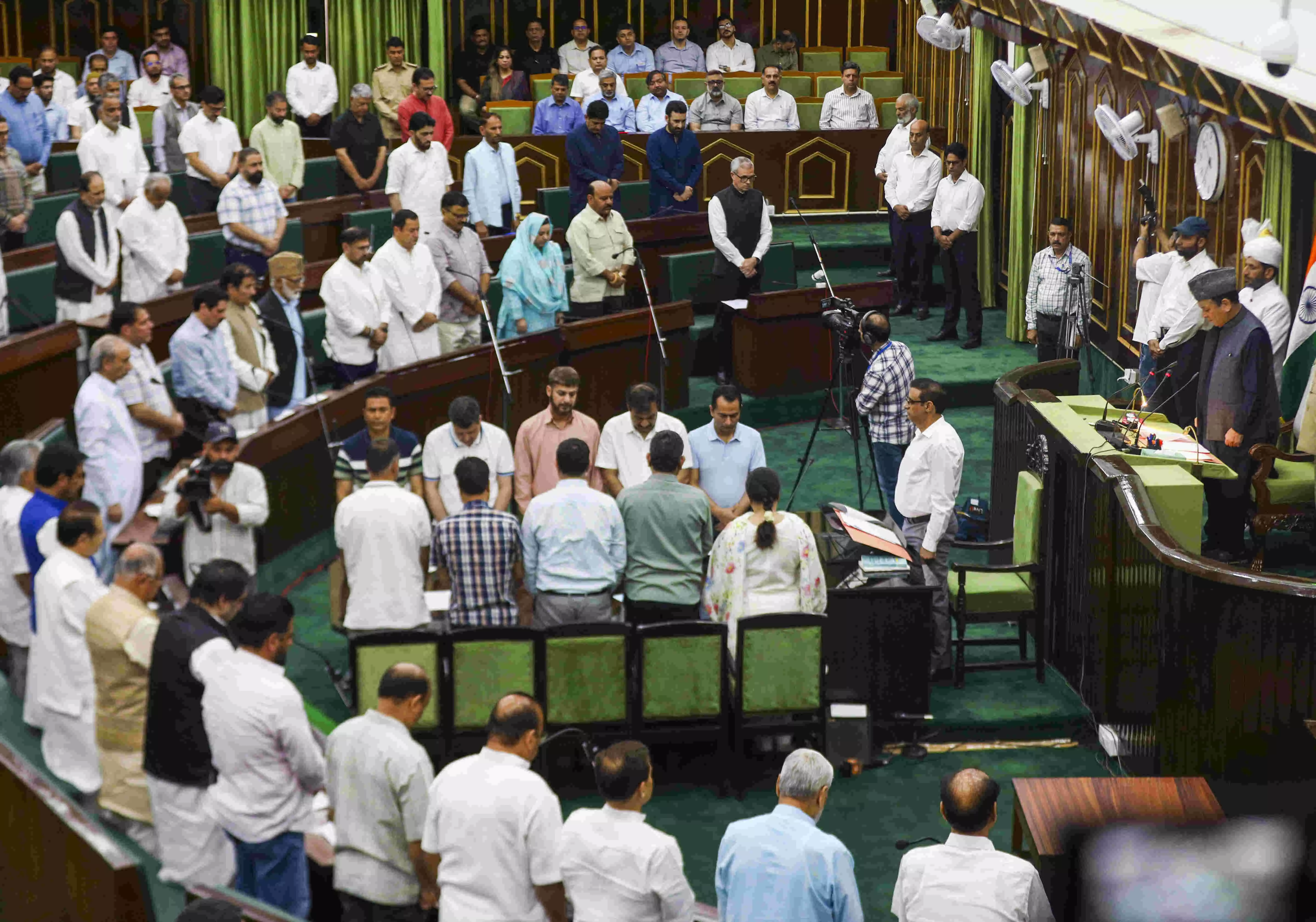 JK Assembly holds Special Session to condemn Pahalgam terror attack JK Assembly holds Special Session to condemn Pahalgam terror attack