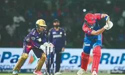 Narine back riding high wave Narine back riding high wave