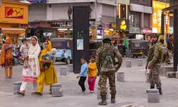 Clampdown on terror ecosystem: Police carry out searches at 21 places in Srinagar Clampdown on terror ecosystem: Police carry out searches at 21 places in Srinagar